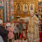 ÎPS Mitropolit Vladimir a liturghisit de sărbătoarea Tăierii împrejur a Domnului și Sf. Irh. Vasile cel Mare, la Mănăstirea Hagimus