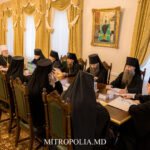 Sinodul Bisericii Ortodoxe din Moldova respinge eticheta de „Biserică rusă”